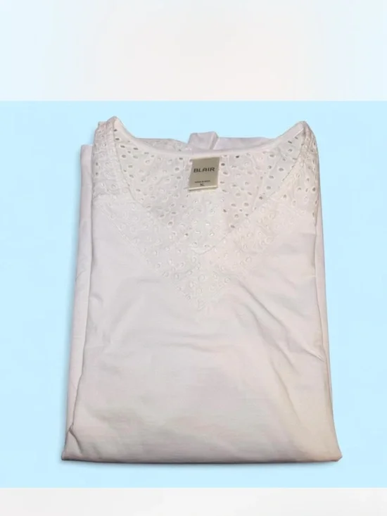 Blair- Eyelet Sleeve V-Neck Women's Top - White XL - Picture 4 of 8